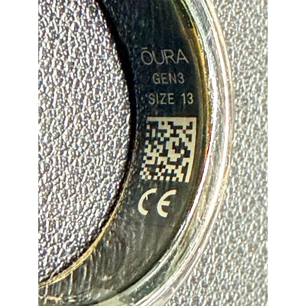 Oura Ring Gen 3 Heritage Brushed Silver - Size 13 with Charger.  JZ75-4379-13